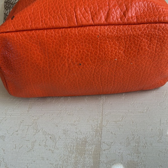 DKNYC Signature Tote - Picture 5 of 9